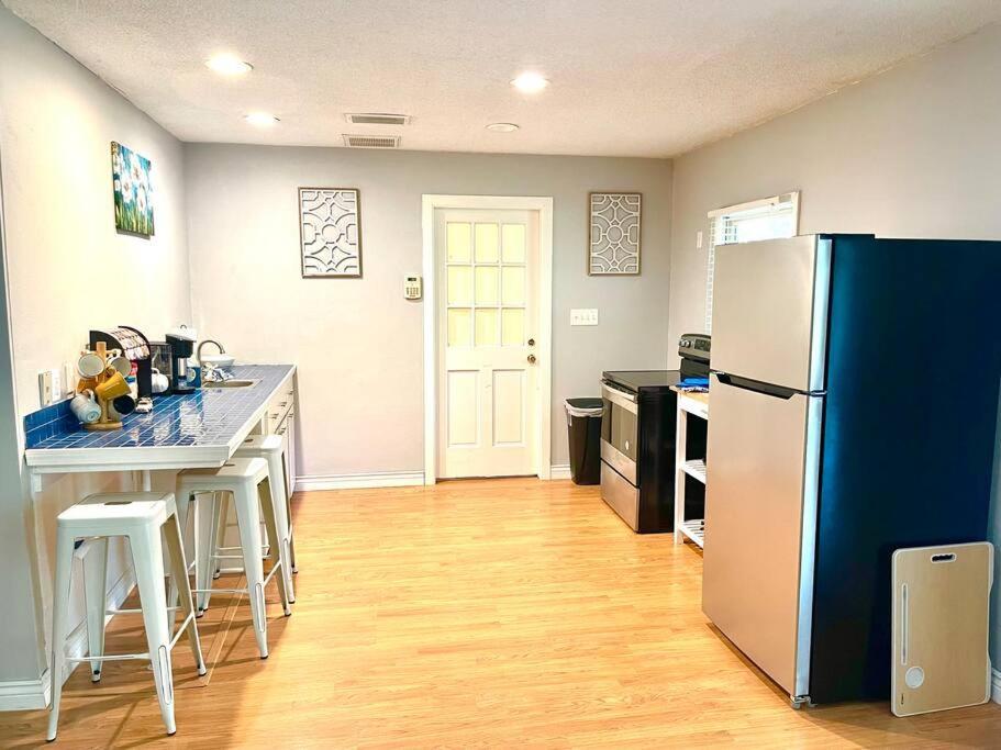 Town & Country Hideaway - 1Br/1Ba, 20 Min Famu/Fsu Apartment แทลลาแฮสซี ภายนอก รูปภาพ